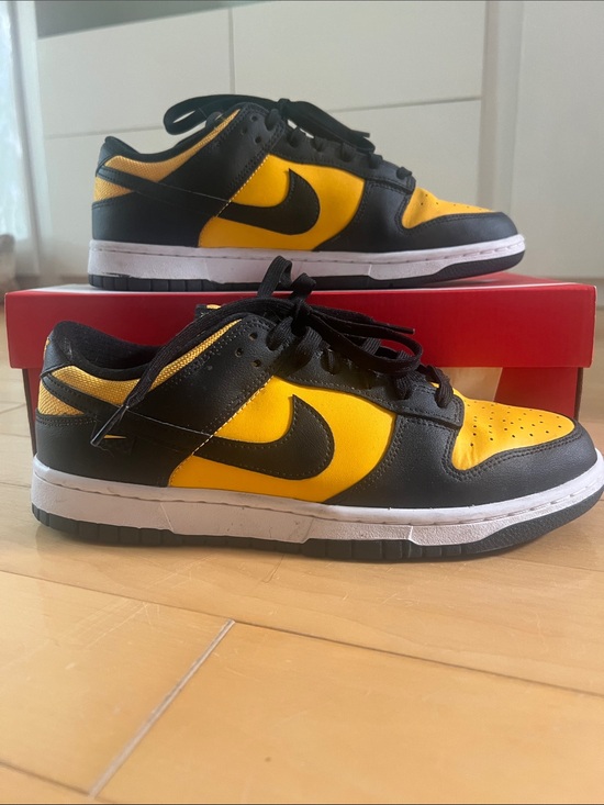 Nike Other - Nike Low-Top Sneakers in Black and Yellow